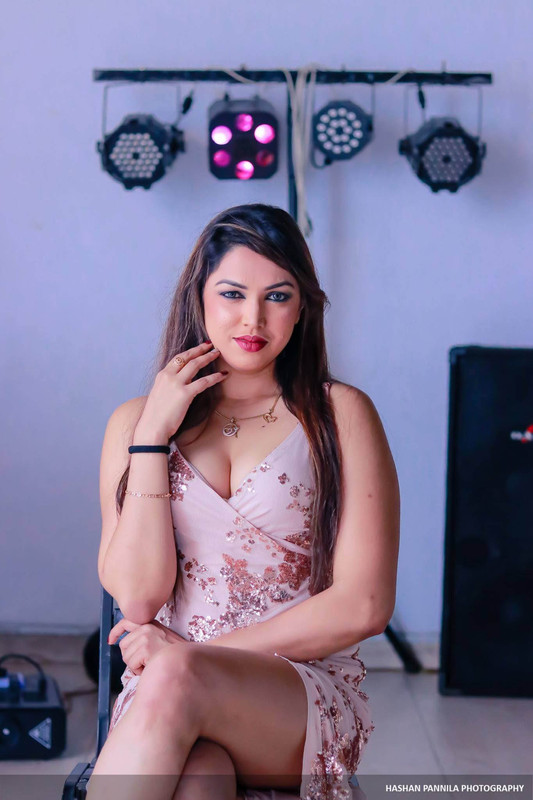 srilankanmodel_1543333507_6640330