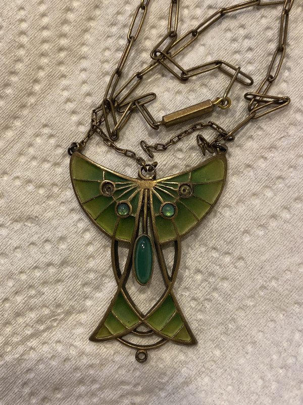 BECFF6DF-AD0B-4F99-8C98-1D249416C5EB