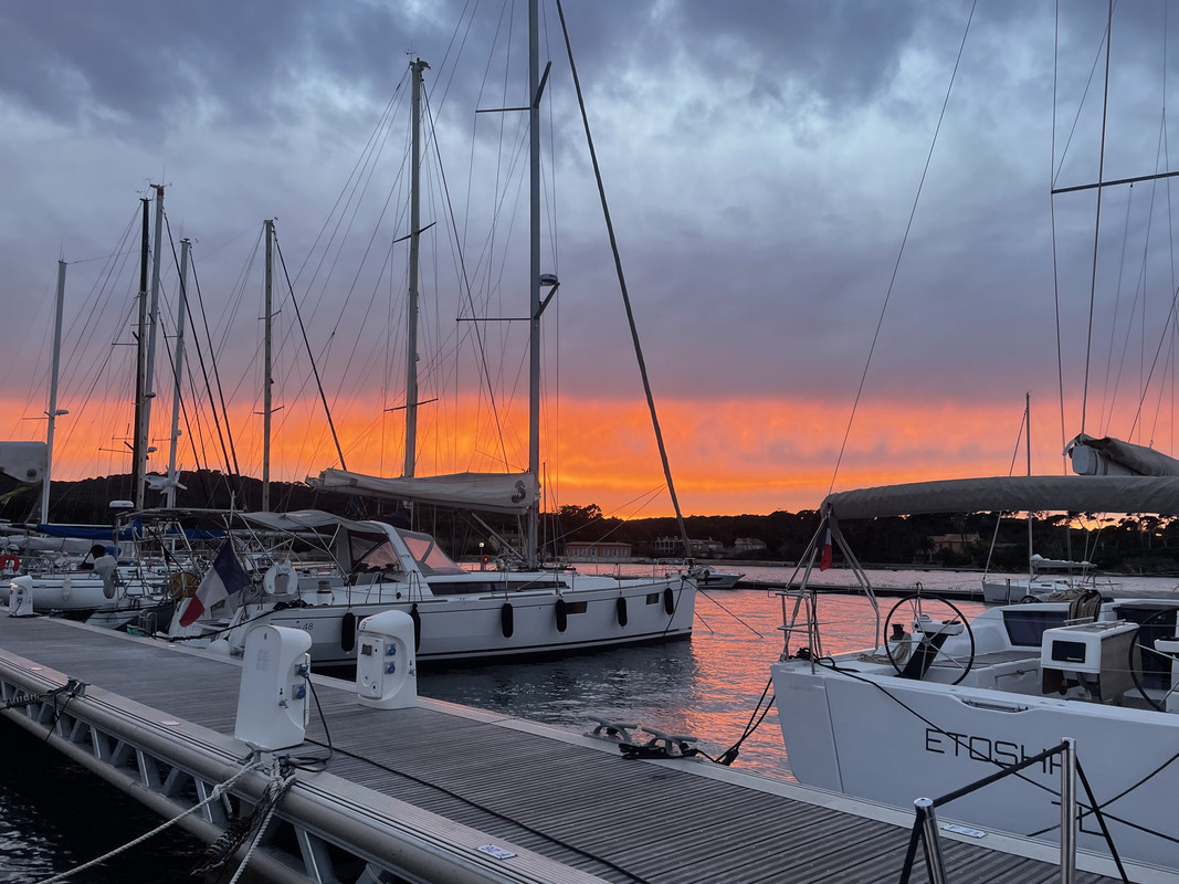 B7125A1B-5874-45CB-A633-2733A314F8EB