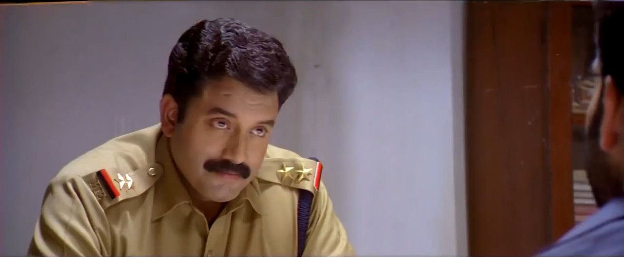 Manikyakallu 2011 WebRip [Tamil + Malayalam] 480p, 720p ESub Screenshot