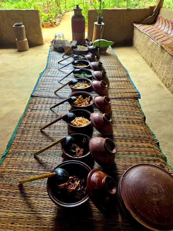 Sri Lankan Cuisine: A Foodie's Guide to Local Delicacies