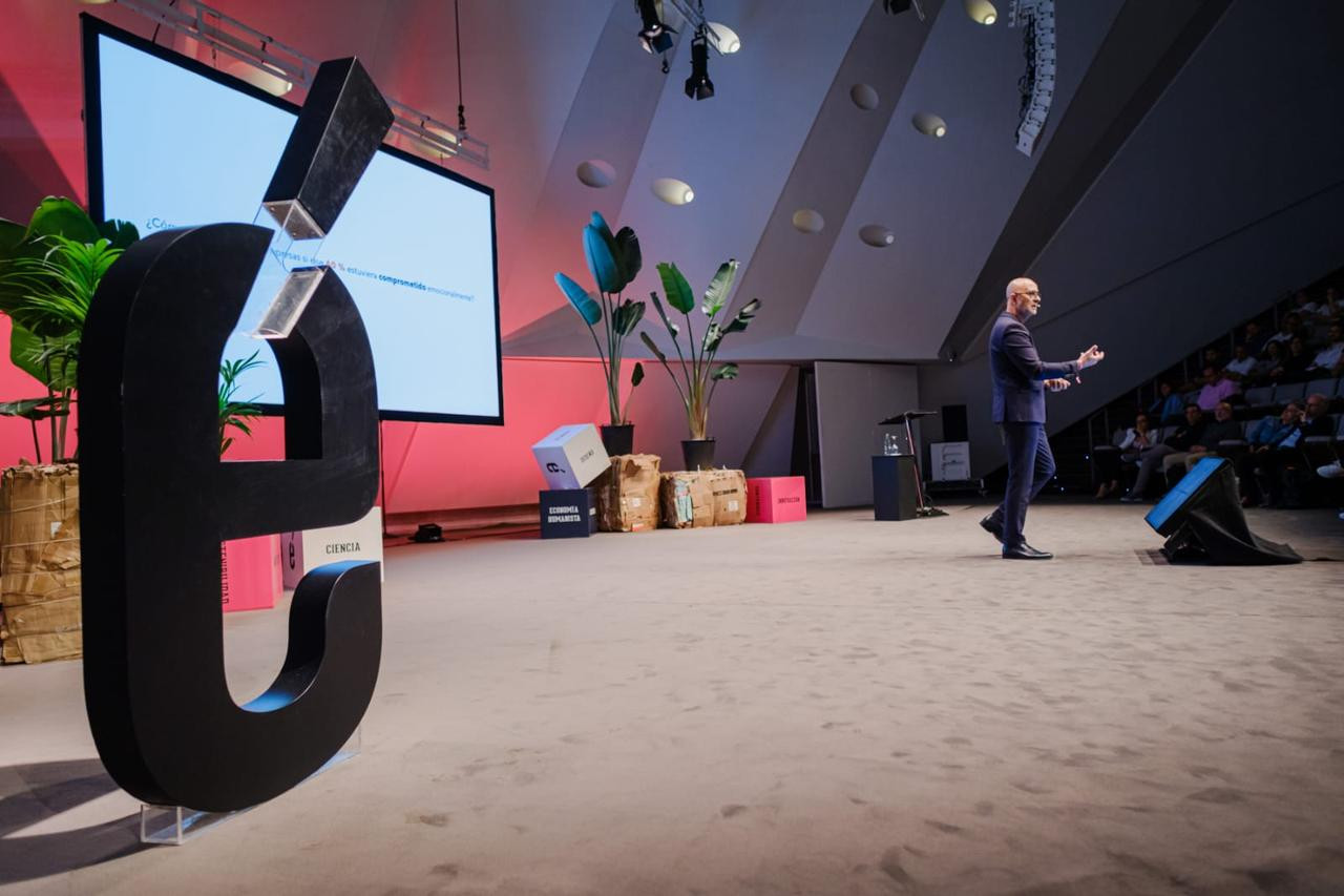 Tenerife Hosts 10th Géiser Forum on "Philosophy of Action"