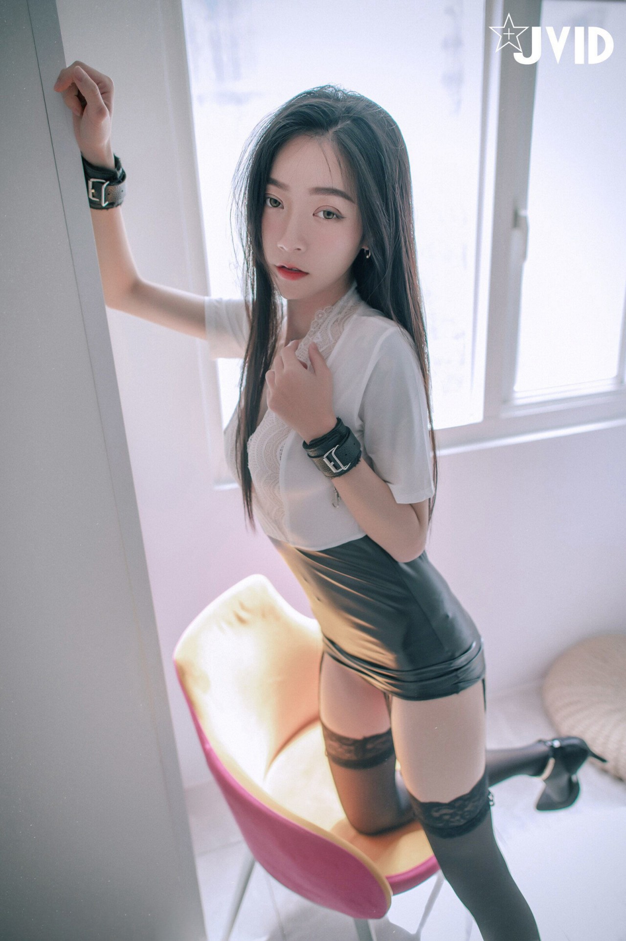 jvid 飘 飘《性感保险业务员》写真作品欣赏，较为性感的风格插图