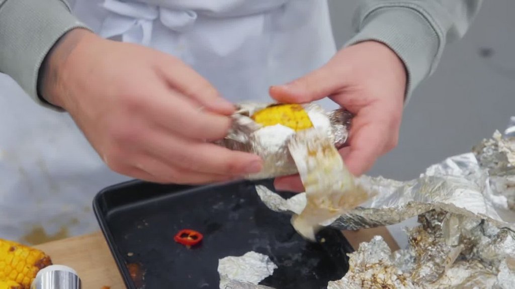 [Image: h3b4xm4uwo3e.jpg]