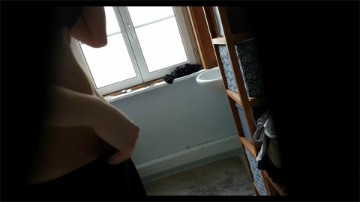 [Image: Voyeur32685142951.jpg]