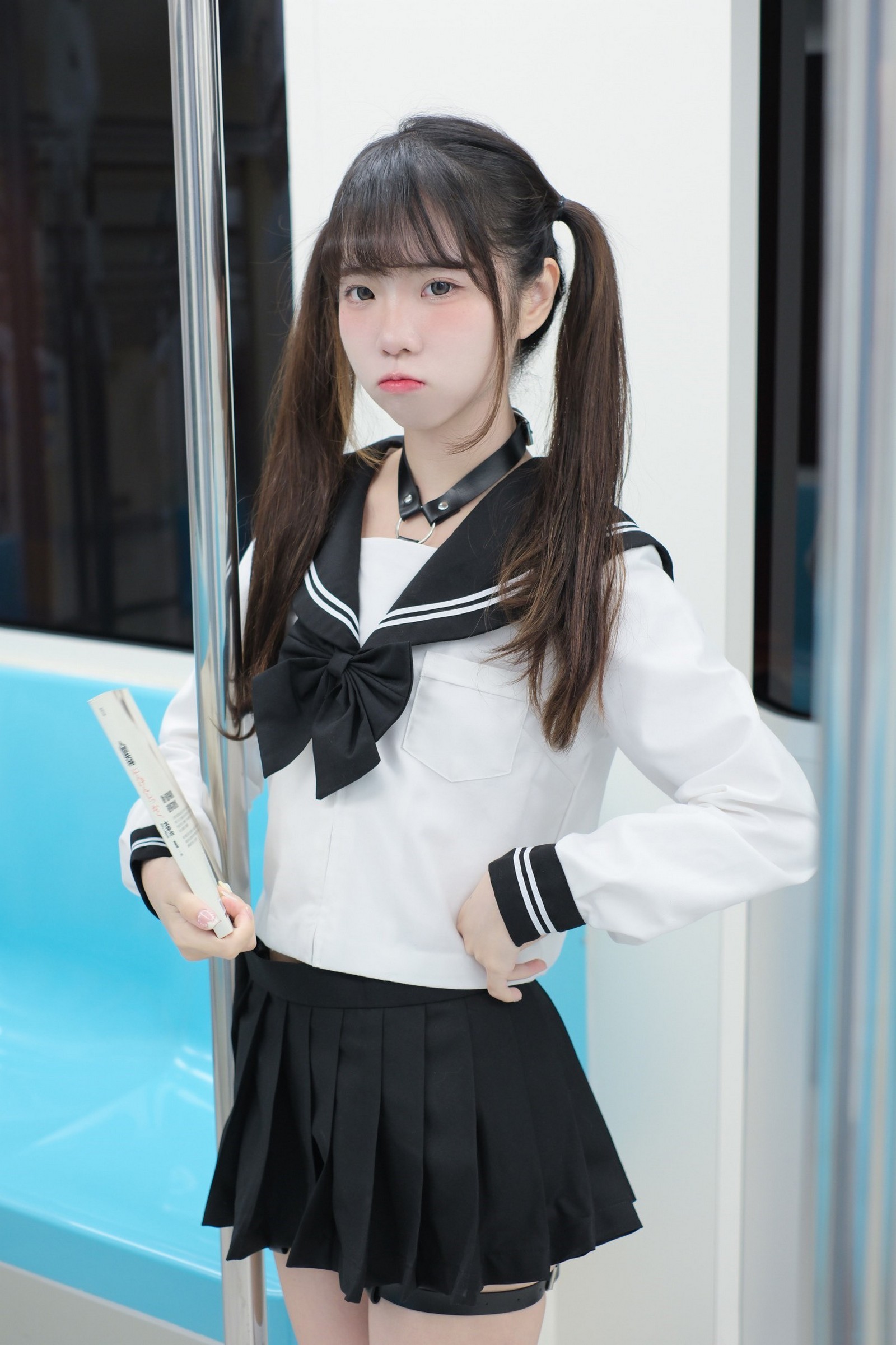 可可小白兔 電車上の女高中生 写真集 – 场景系主题 高清图集 [70P-40.5M]插图5