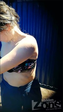 [Image: Voyeur9515113720.jpg]