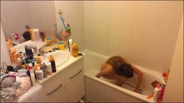 [Image: Voyeur45385140455.jpg]