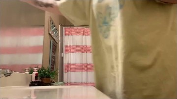 [Image: Voyeur40185133545.jpg]