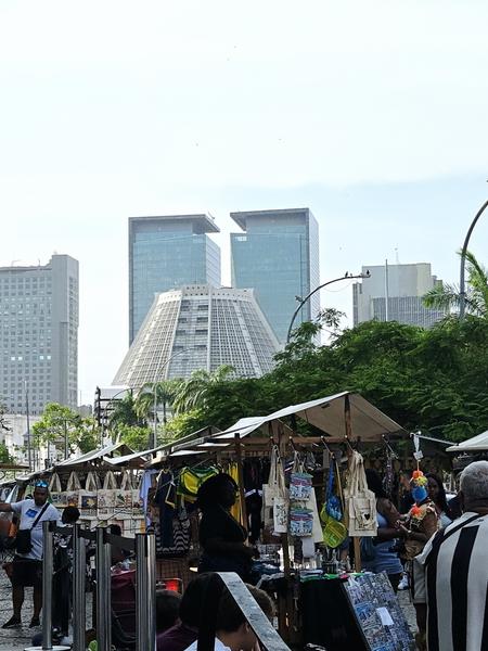В джазе только девушки или аргентинско-бразильский калейдоскоп В джазе только девушки или аргентинско-бразильский калейдоскоп