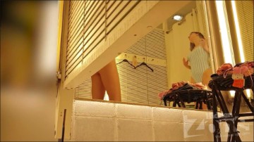 [Image: Voyeur27655095801.jpg]
