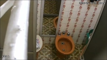 [Image: Voyeur11545085756.jpg]