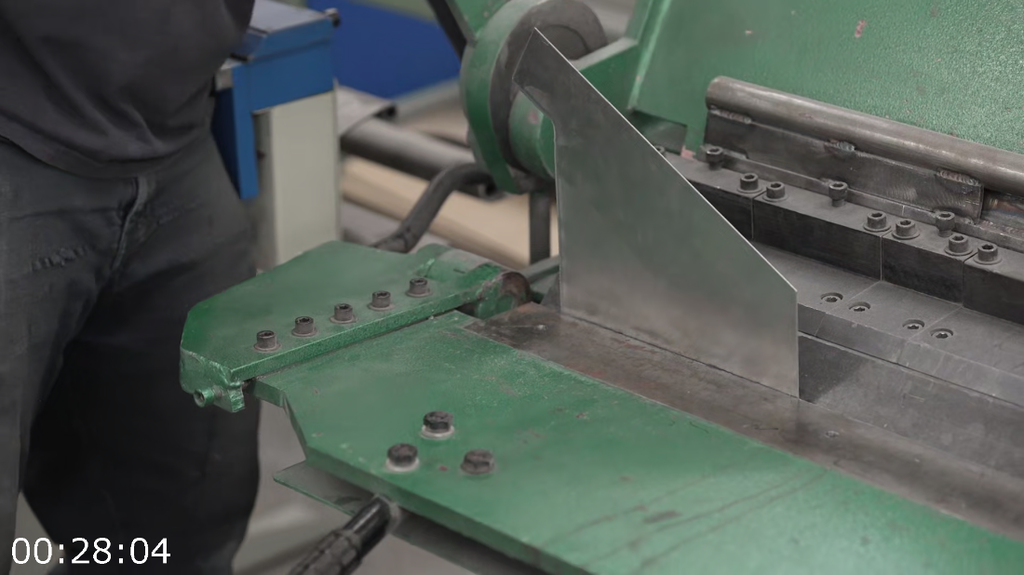 [Image: fn7qy90evx2b.png]