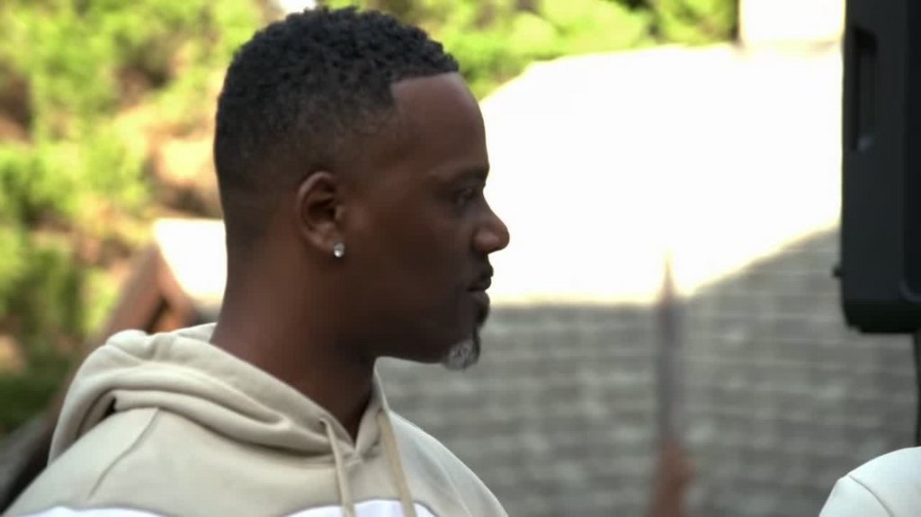 [Image: gmdxi5h268rb.jpg]