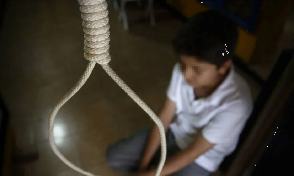 Movilización policiaca por niño que pretendía atentar contra su vida