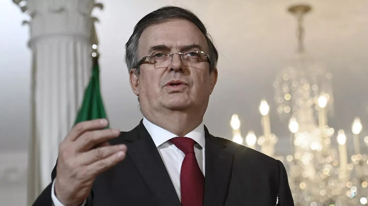 Marcelo Ebrard: su futuro político tras quedarse en Morena