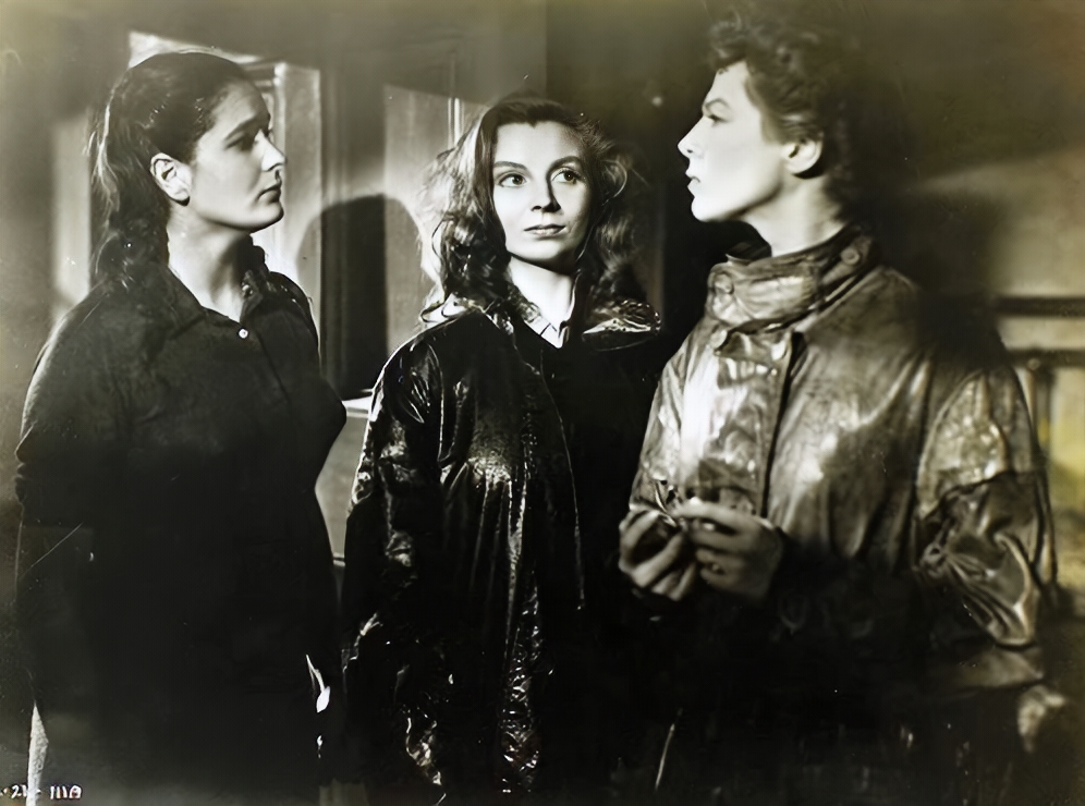 I Know Where I'm Going (1)