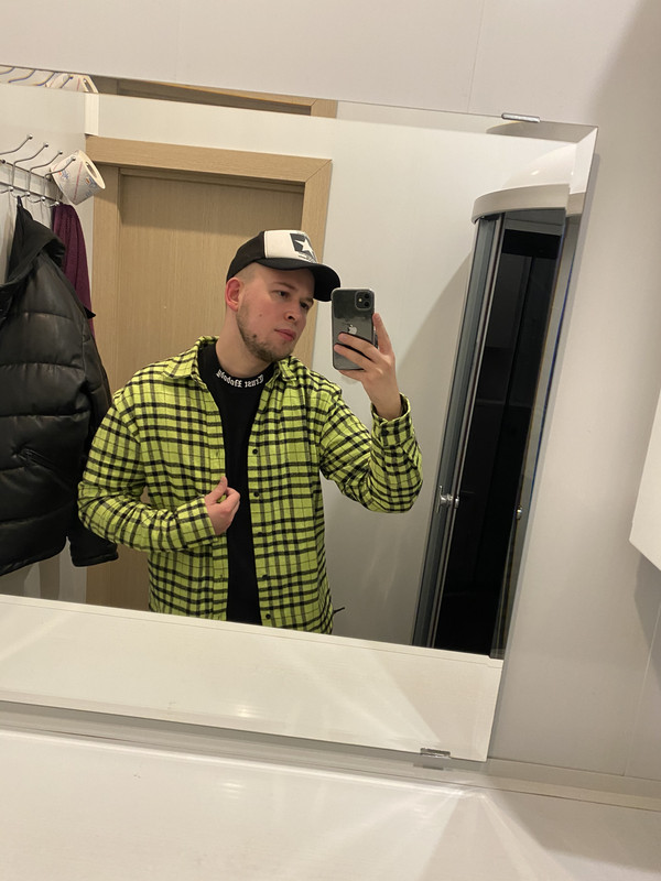 C5EAFF07-715D-4EDC-B51D-E330C5BFFC91