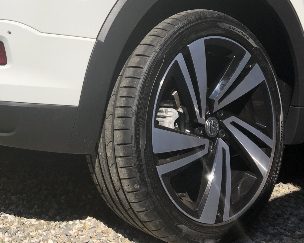 8548ADE1-8C0E-4F61-95B4-C1C87ACA8D9D