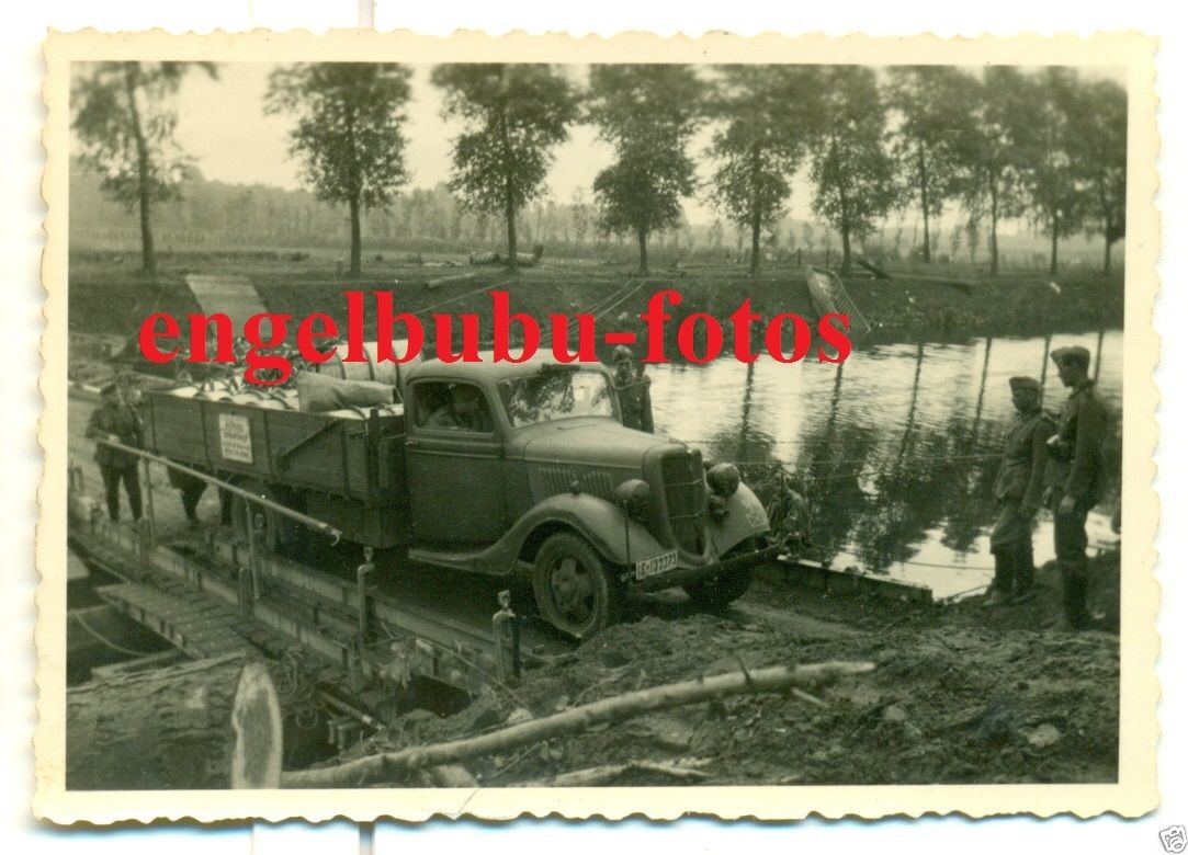 FOTO - FAHRZEUG - LASTWAGEN (IE-132373   WH) - O