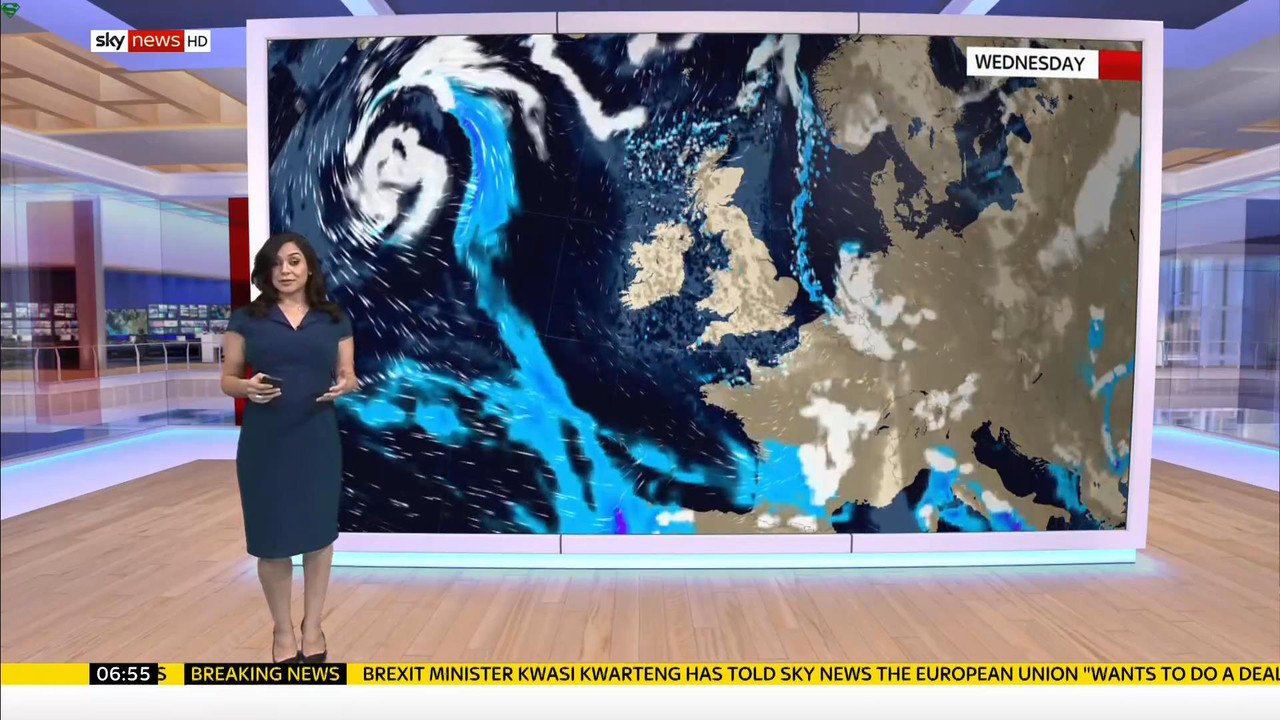 30 January - 06.00.00 - Sunrise. Sarah-Jane Mee with an engaging
