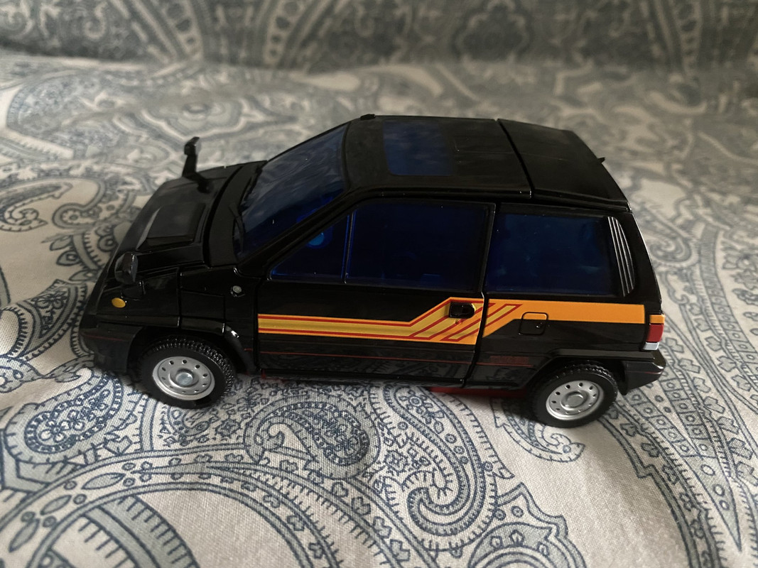 Masterpiece-MP-53B-Dia-Burnout-18