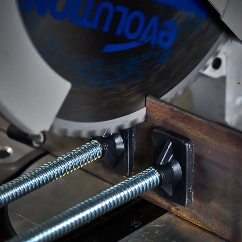 S355MCS_FEATURES_clamping_close_to_blade_1