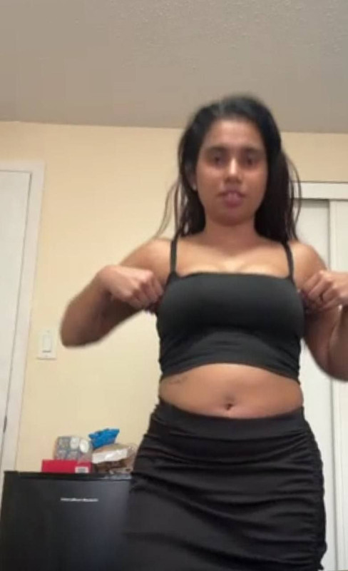 photo 6334836419985083637 y