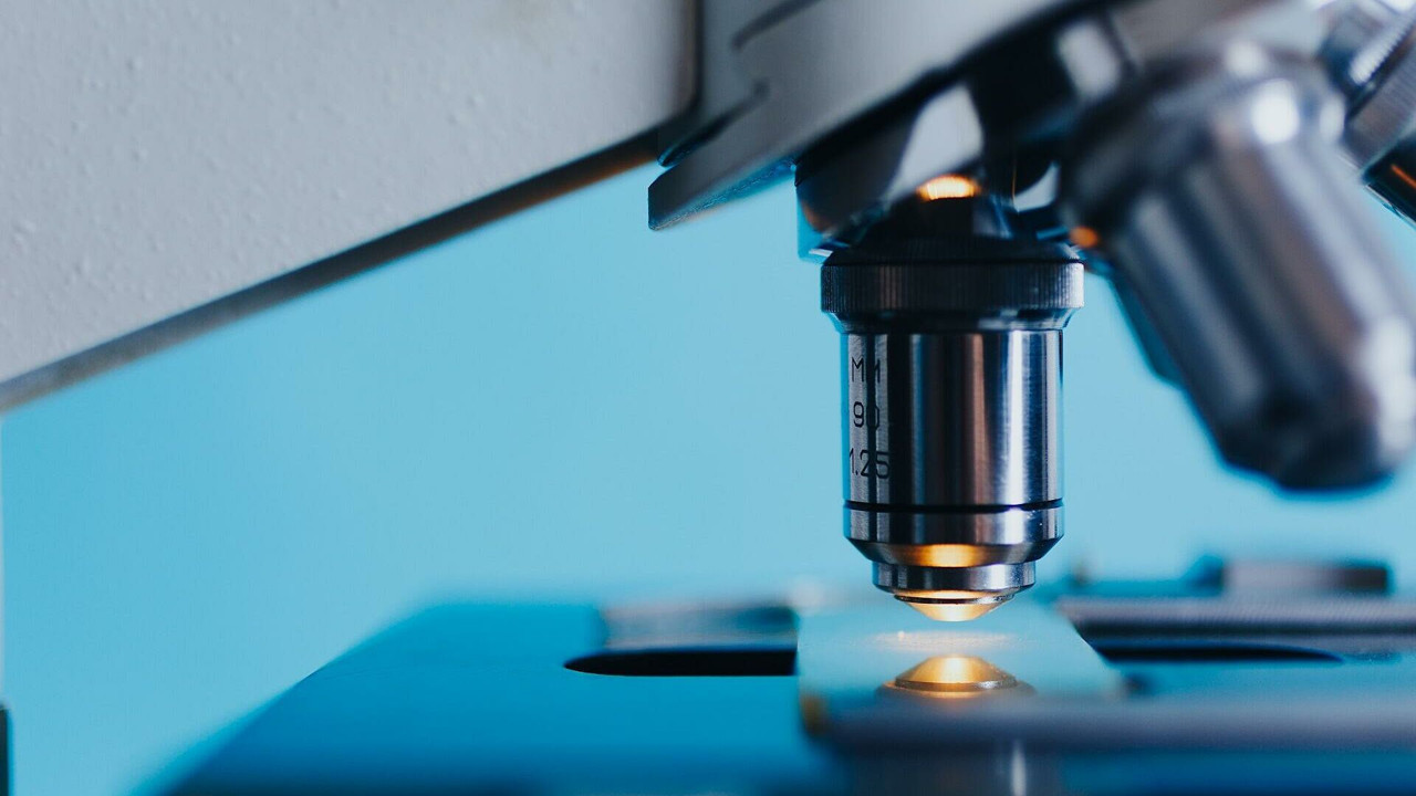 Rusia investigará laboratorios de EEUU en Ucrania, dice crean armas biológicas