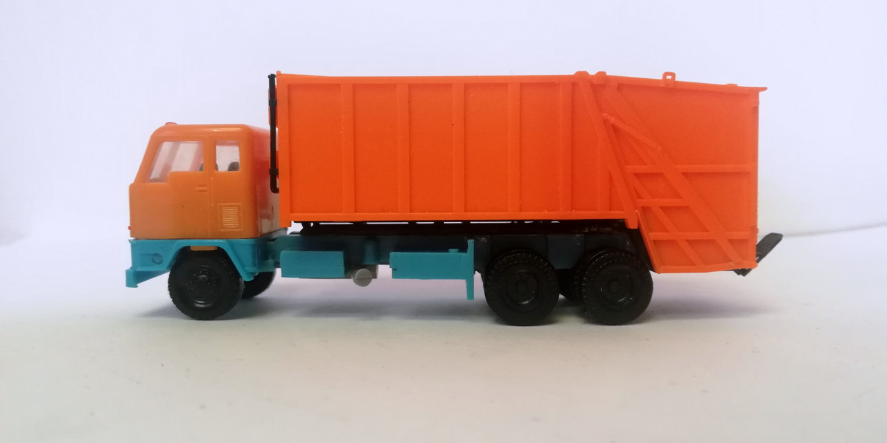 Mac (3125)