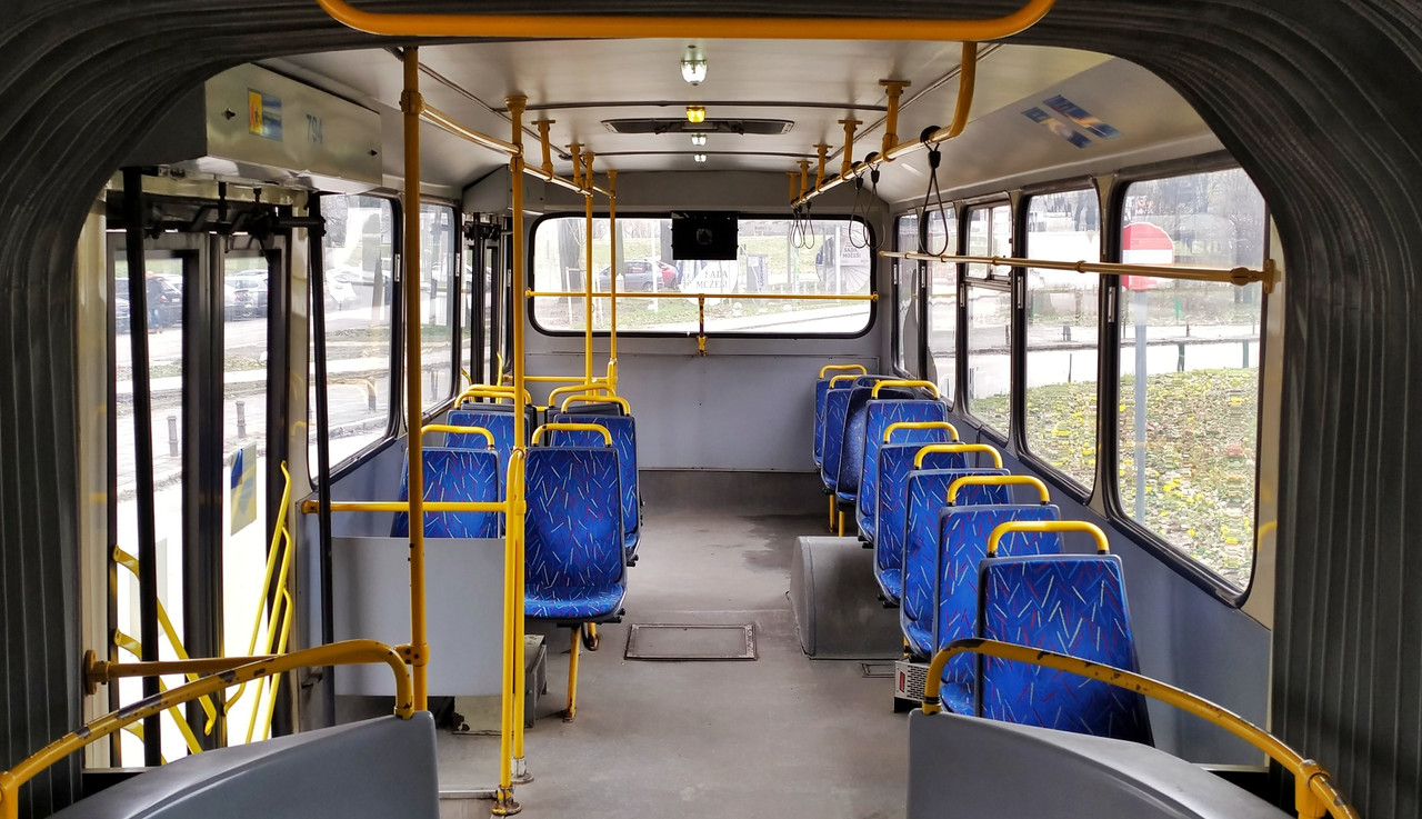 Volvo B10MA / Neobus 405GZ (2002/14) #794 - Putnichki prostor(3)