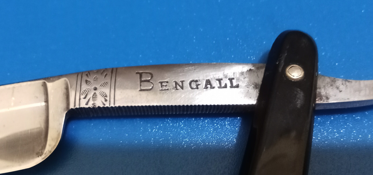 Bengall-Straight-3.jpg