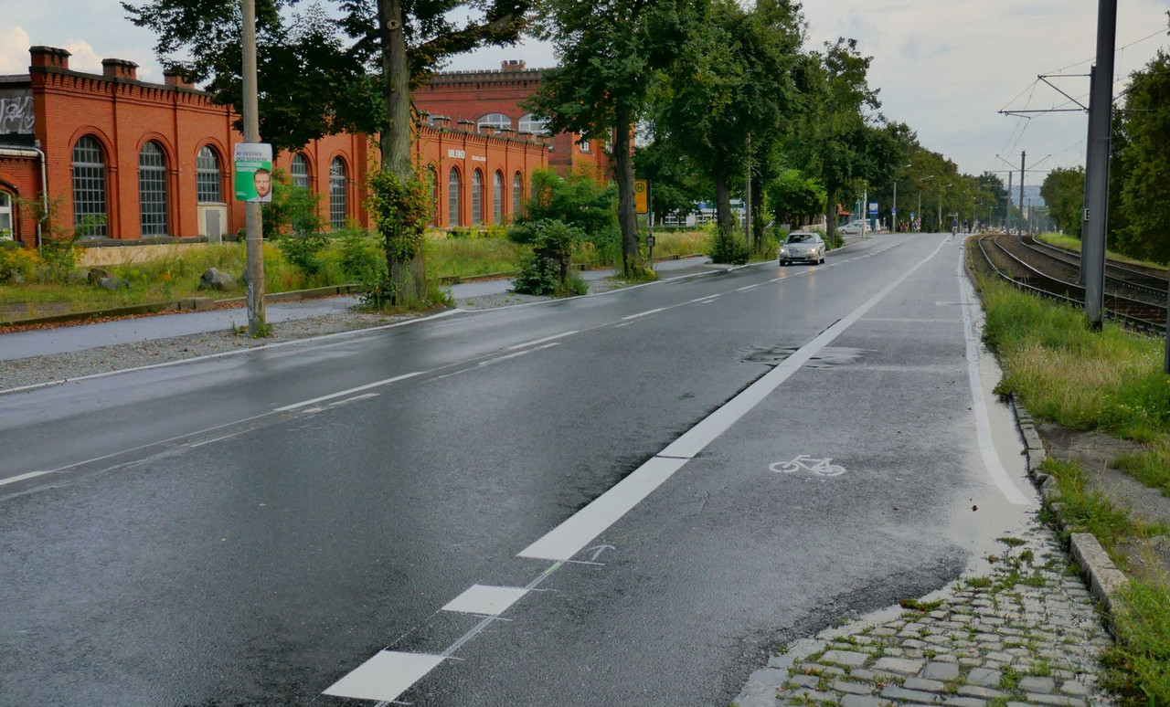 Bild: https://i.postimg.cc/pTC7G8Vw/P1220313.jpg