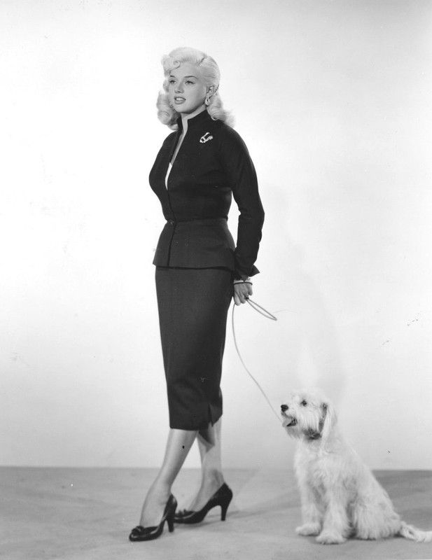 Diana_Dors_b95