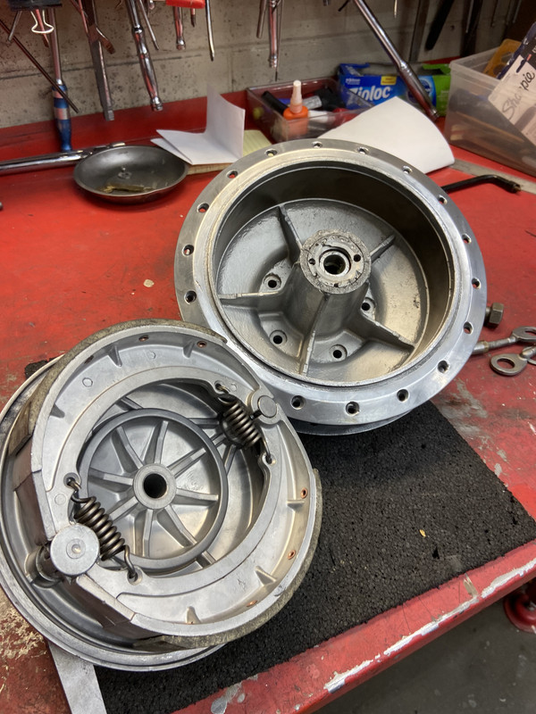 05A396D3-C411-40E0-B0A5-C2150C9C54D9