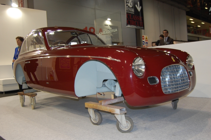 Ferrari_166_1948-1950_(1949_MM_Zagato_coupe_2d)_(01)_-AC1-