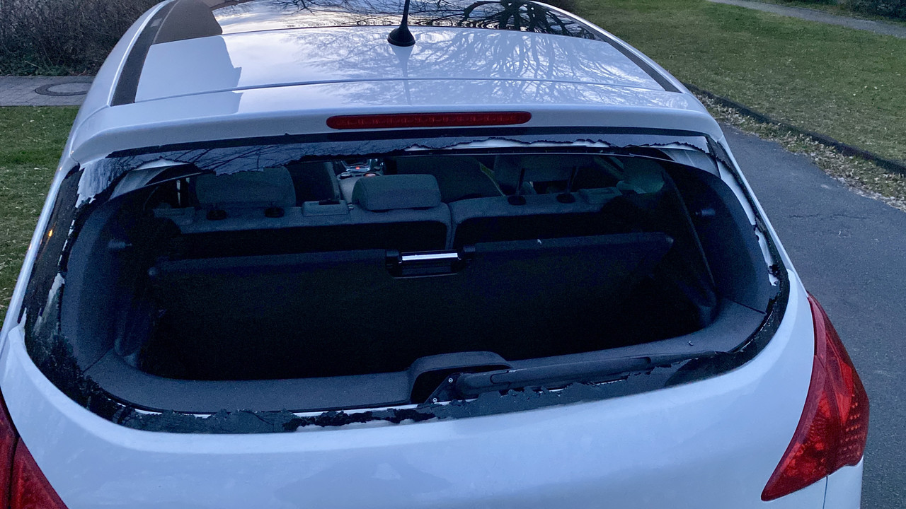 F652989E-61ED-43F2-AAA7-05D5D0EE57B4