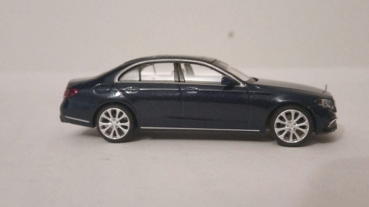 Mach (8907)