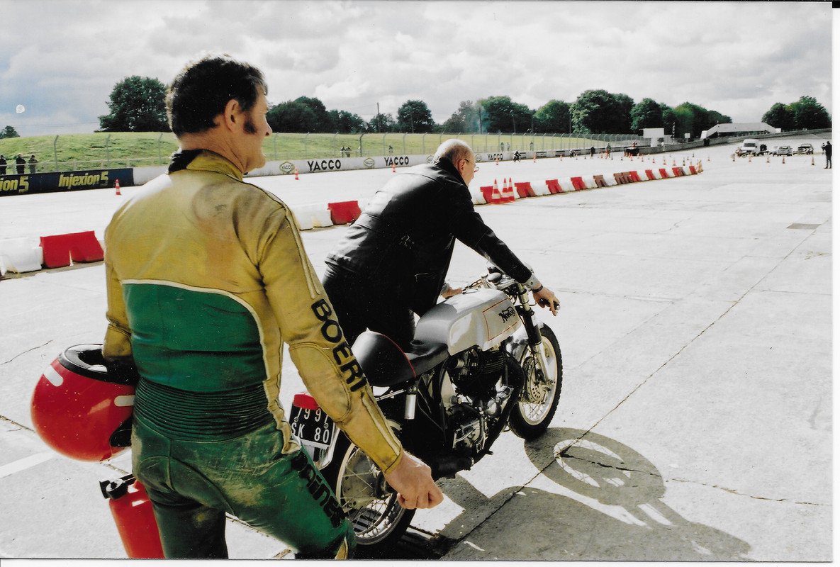 650SS                    à Monthlery         avec Roger