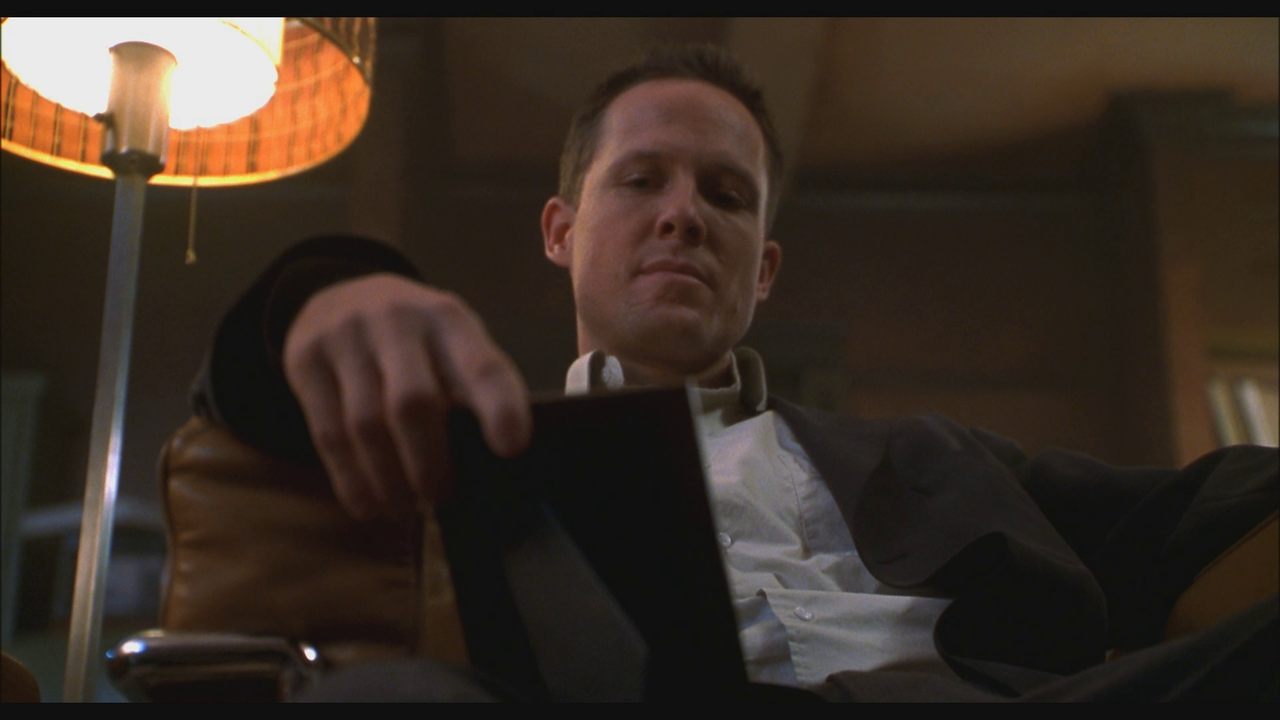 Hellraiser.VI.Hellseeker.2002.BD-Remux 1080p.mkv_20221209_213725.687