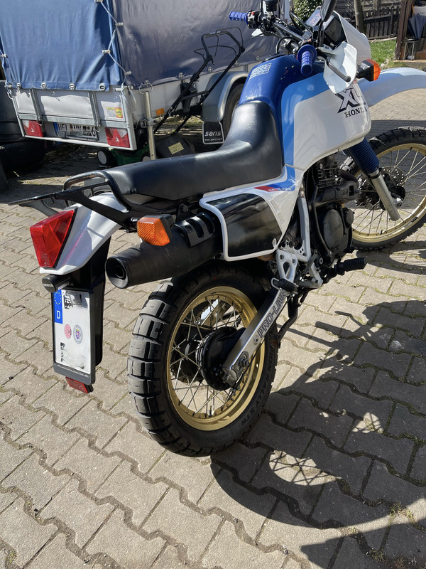 979B885C-FCBB-40FA-B289-ACEC28FF73AE_1_201_a