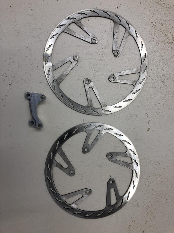 7A18A12F-7DB1-498D-B68B-9AD70A836FFF