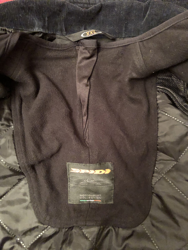 D902B192-97BD-4D4D-B5A4-7890AD1037DD