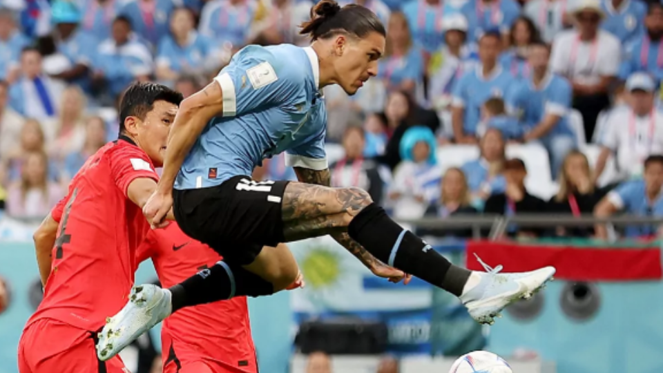 Uruguay y Corea del Sur debutan en Qatar 2022 con un tenso empate (0-0)