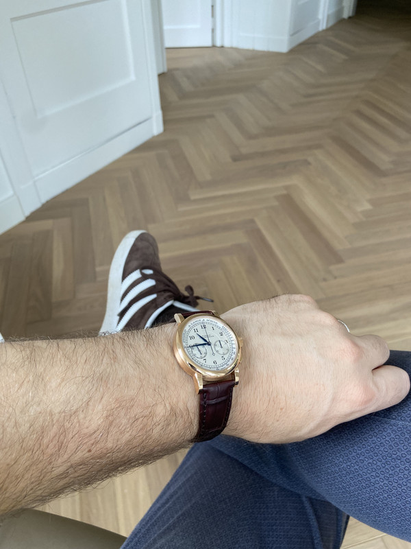 091544E4-1154-4648-B4BB-D680BBD7AB2B