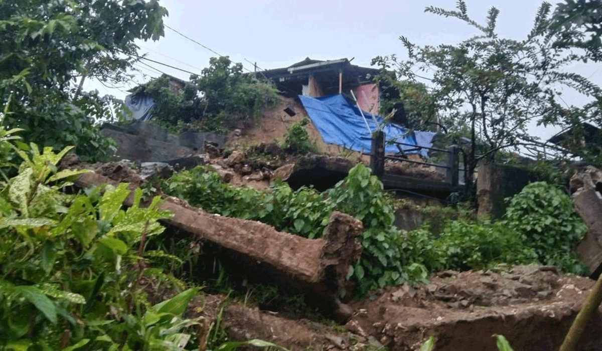 Tragedi Longsor di Ambon: Permukiman Warga Hancur, Satu Korban Jiwa