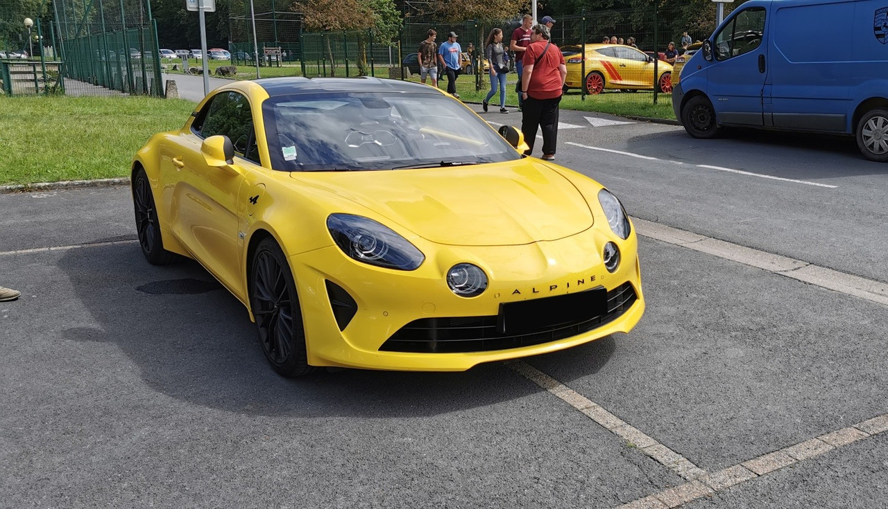 A14D5A6C-172C-4F6D-8B78-57C32703083E