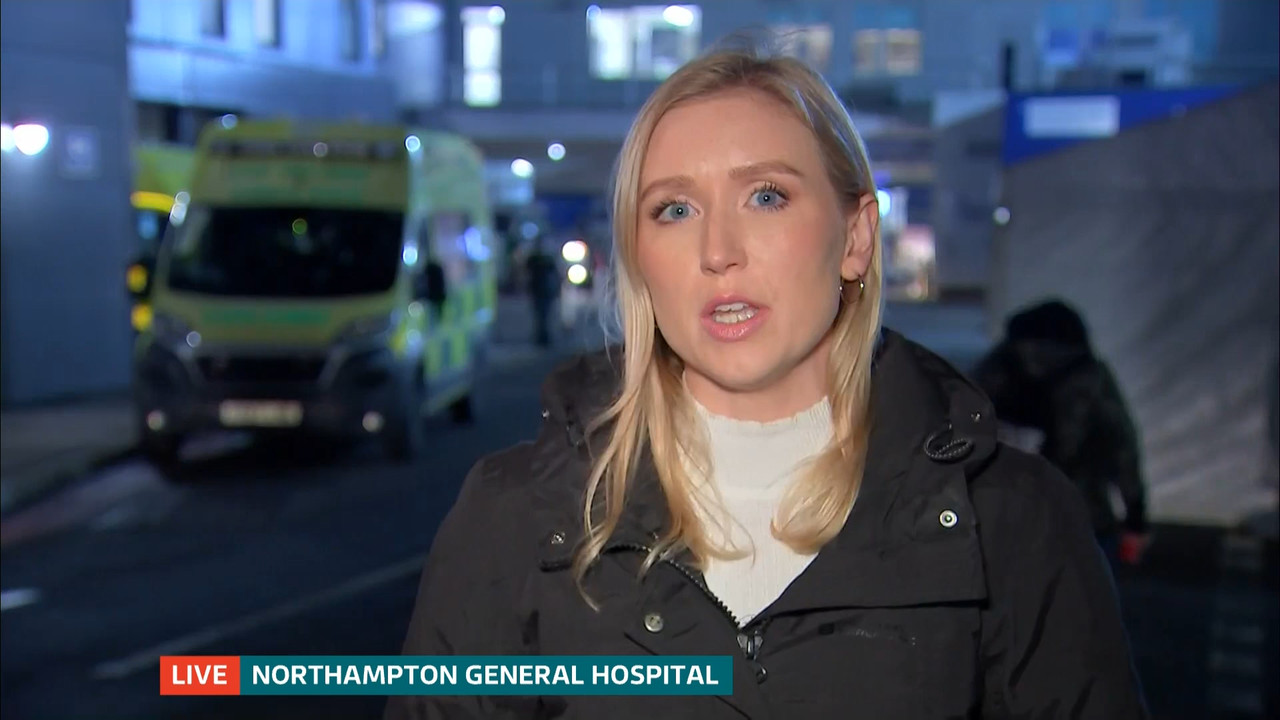 ITV Evening News_20221024_18301930.ts_snapshot_00.45.23.964