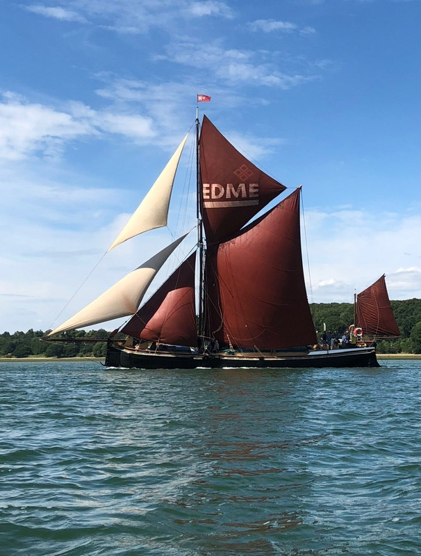 6AE76DD6-A906-4F45-A987-C5CA4DAA8BE6