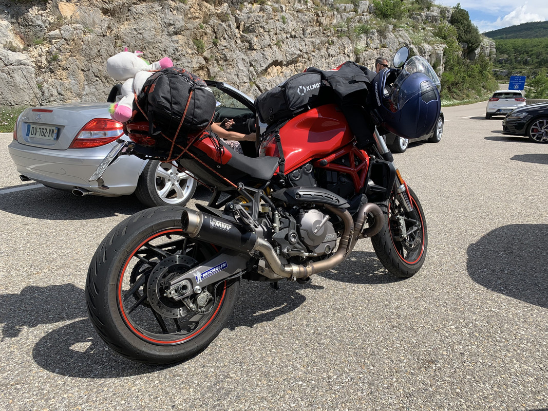 856DE44B-3B8E-4F36-AA21-E96A6D532AD4